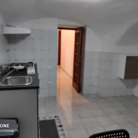 Sopra Dante شقة